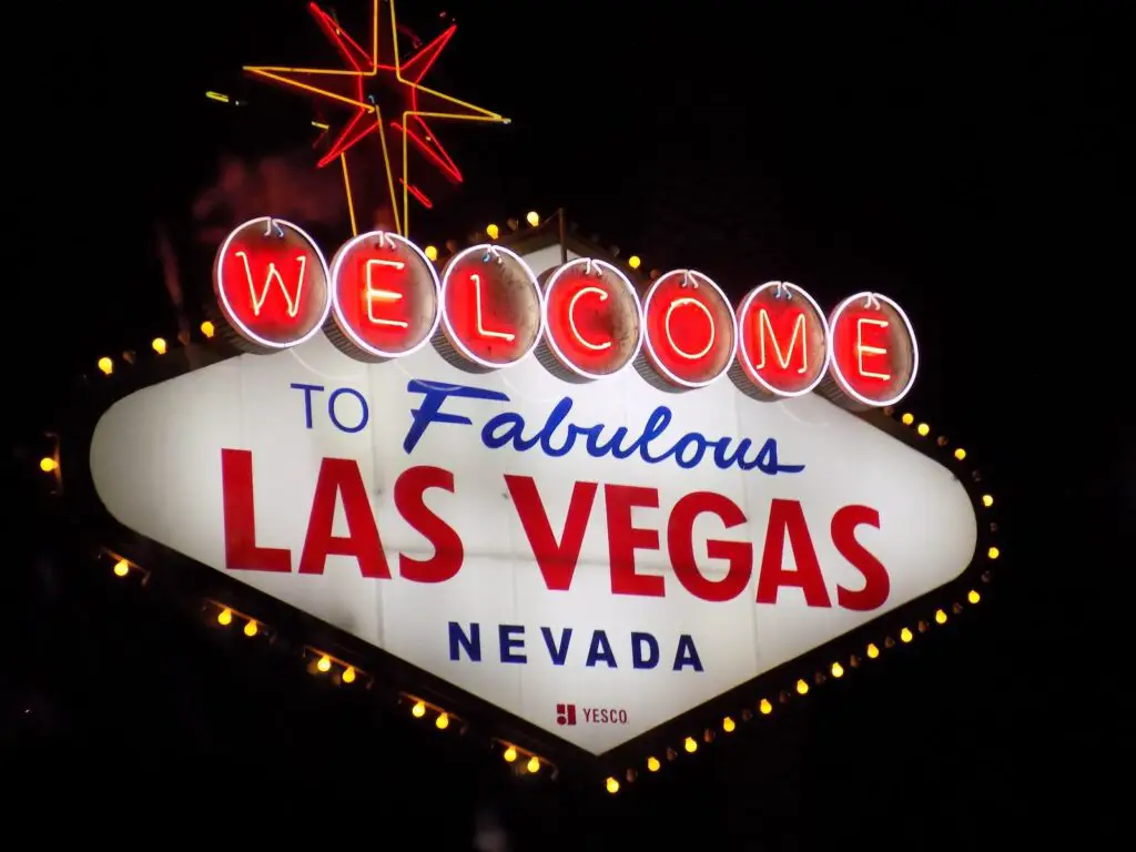 welcome to fabulous las vegas nevada signage